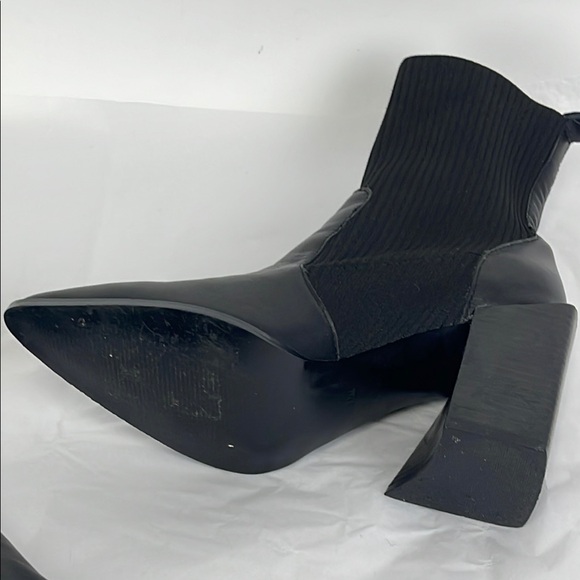 Steve Madden Black Heeled Boots - Picture 8 of 10